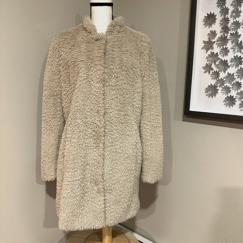 *KENNETH COLE* Tan Faux Fur Coat Size Large